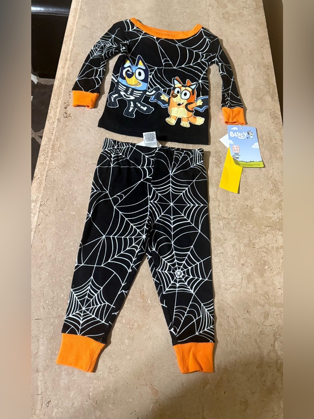 Kids Bluey Halloween Spiderweb Pajama Set Size (18M)